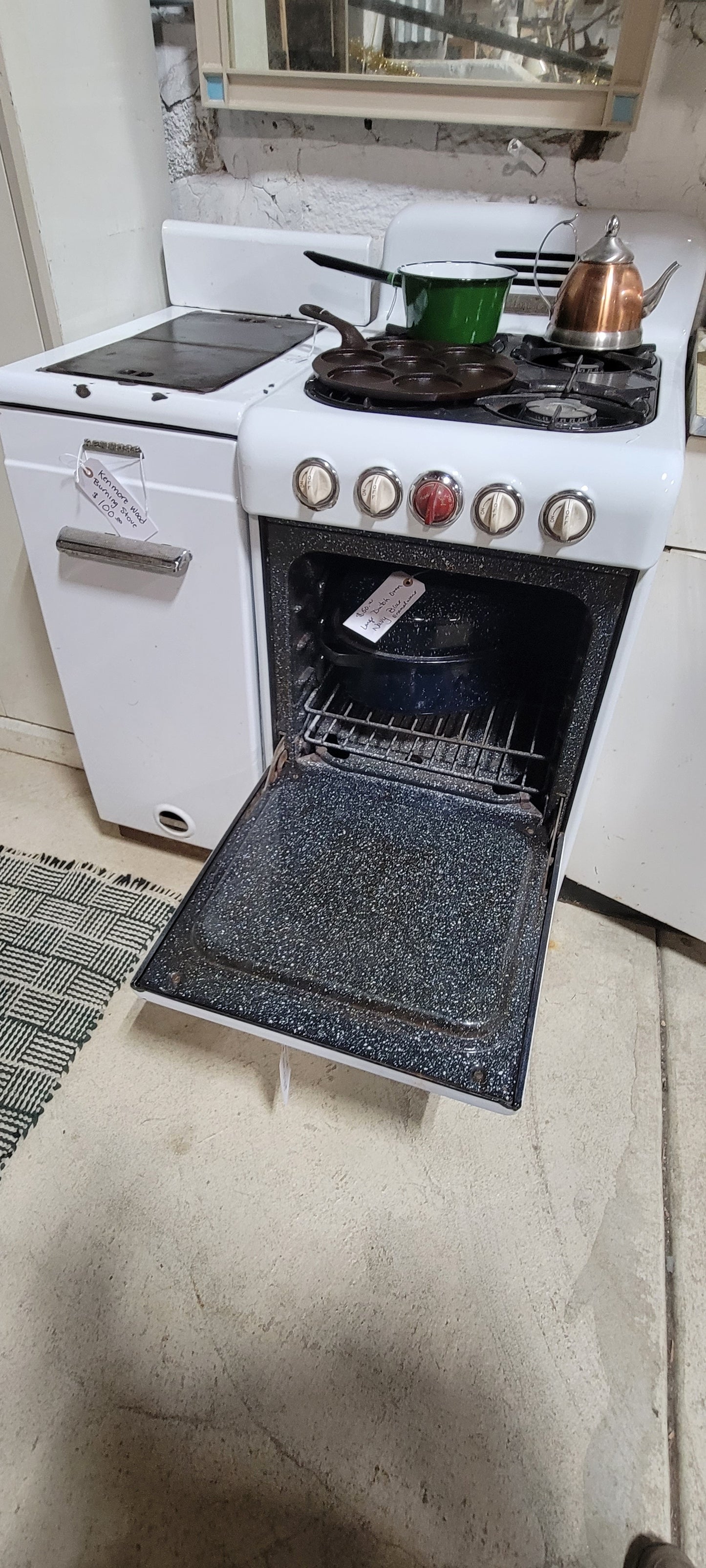 Kenmore Gas Stove – 1950s White Enamel Four-Burner Range with Chrome Accents
