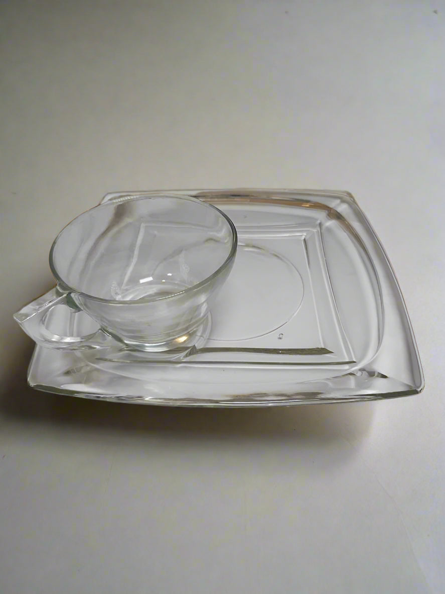 8-Piece Vintage Glass Serving Set – Mid-Century Entertaining Glassware