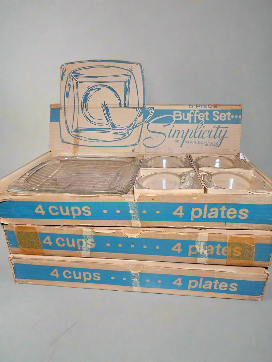 8-Piece Vintage Glass Serving Set – Mid-Century Entertaining Glassware