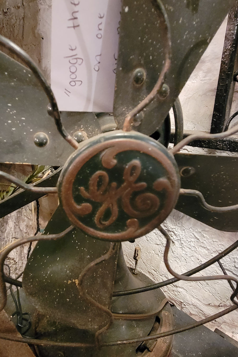 1940s GE Oscillating Fan