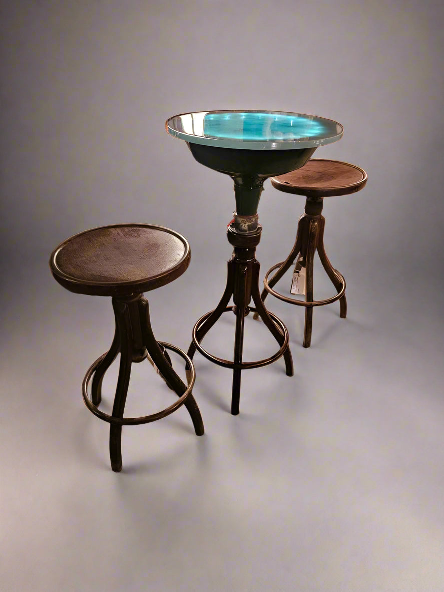 Bar Table with Stools – Vintage Pub-Style Set
