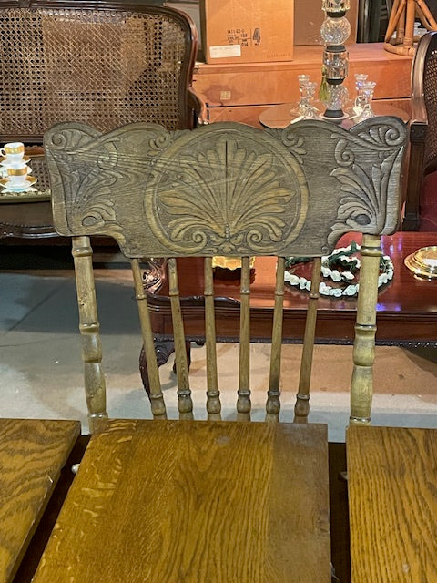 Kitchen Table with 4 Chairs & 6 Leaves – Farmhouse