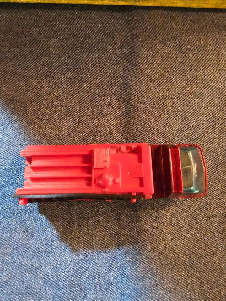Hot Wheel Firetruck, Redline with Ladder -- Vintage