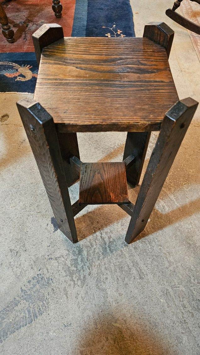 Arts and Craft Vintage Table Stand