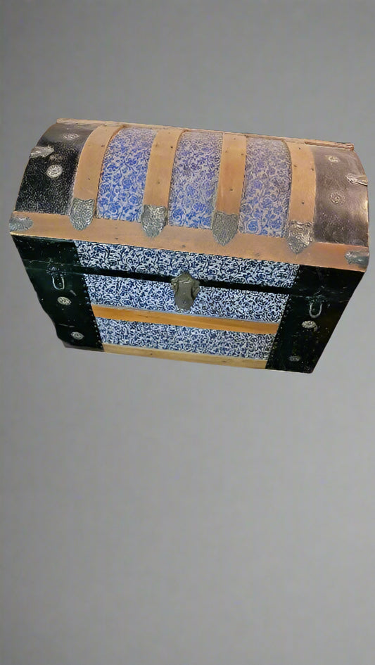 Victorian Steamer Humpback Storage Antique Trunk