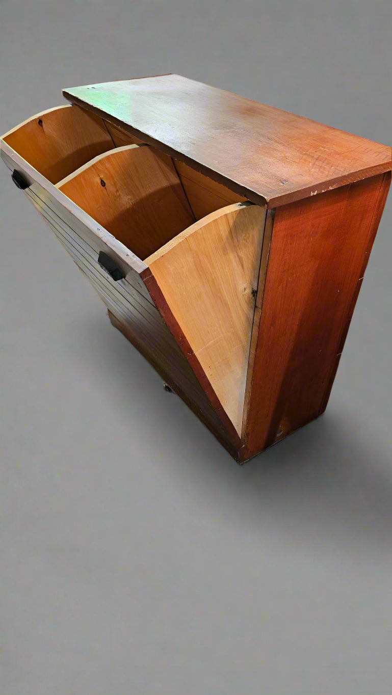 Wooden Grain Storage Box – Rustic Farmhouse Trunk with Patina