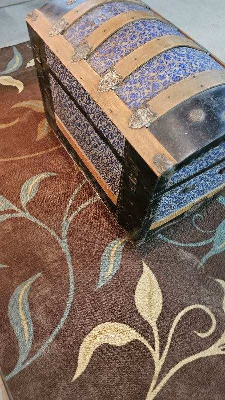 Victorian Steamer Humpback Storage Antique Trunk
