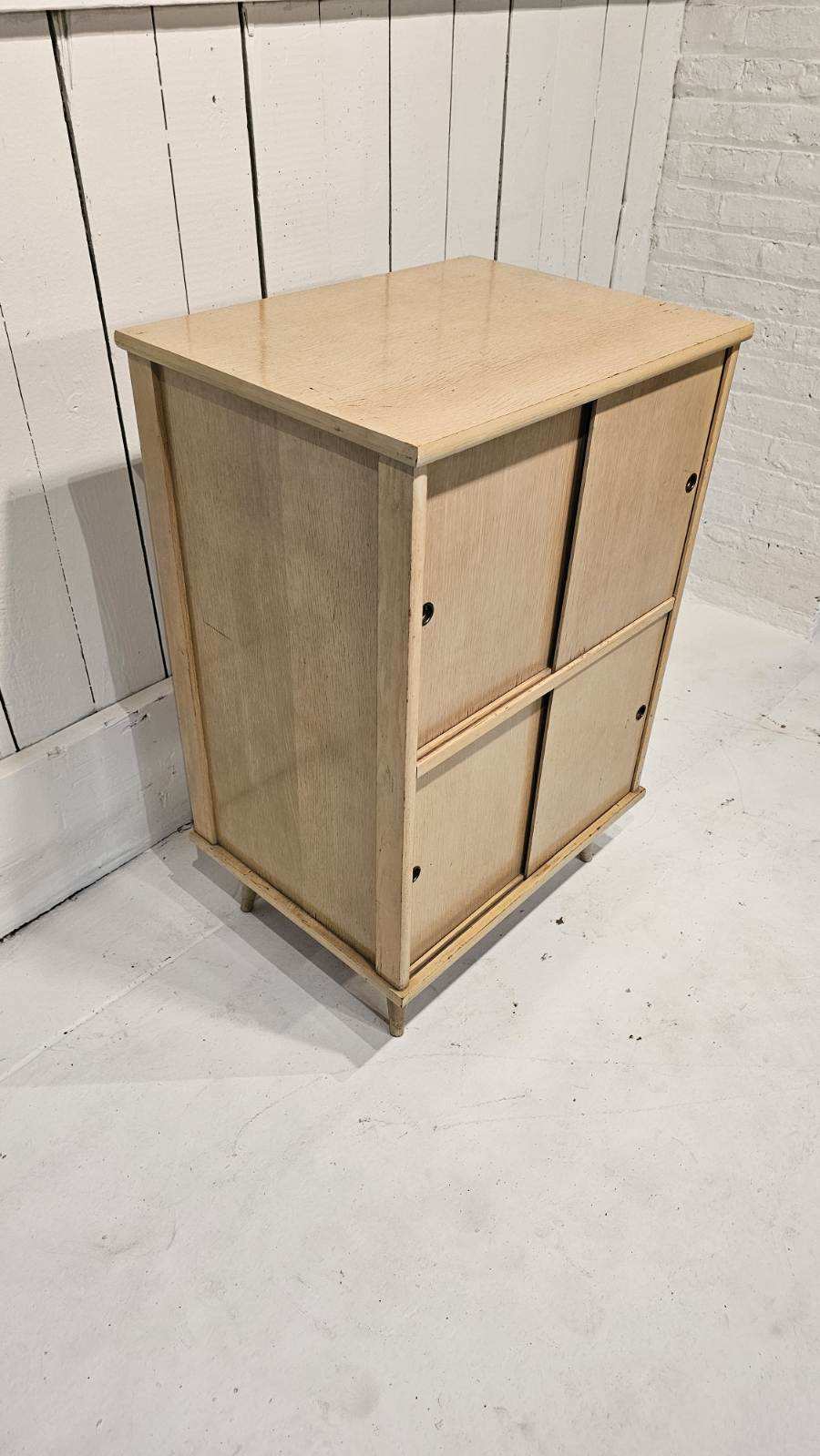 Midcentury Vinyl Storage