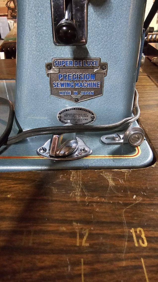 1950s Japanese Sewing Machine and Desk (Replication of Singer Style)