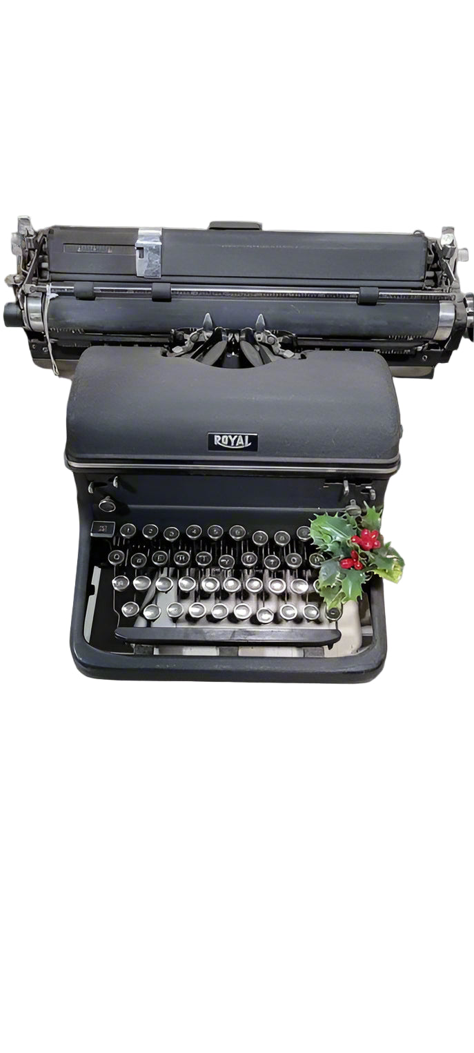 Royal 1940s Typewriter – Vintage Portable Manual Writing Machine