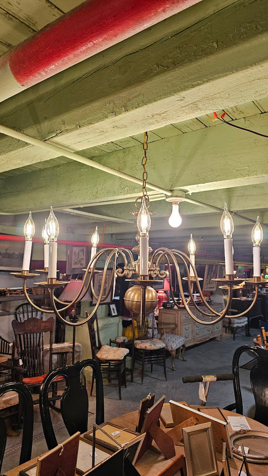 Chandelier with 10 Bulbs Farmhouse Country Style