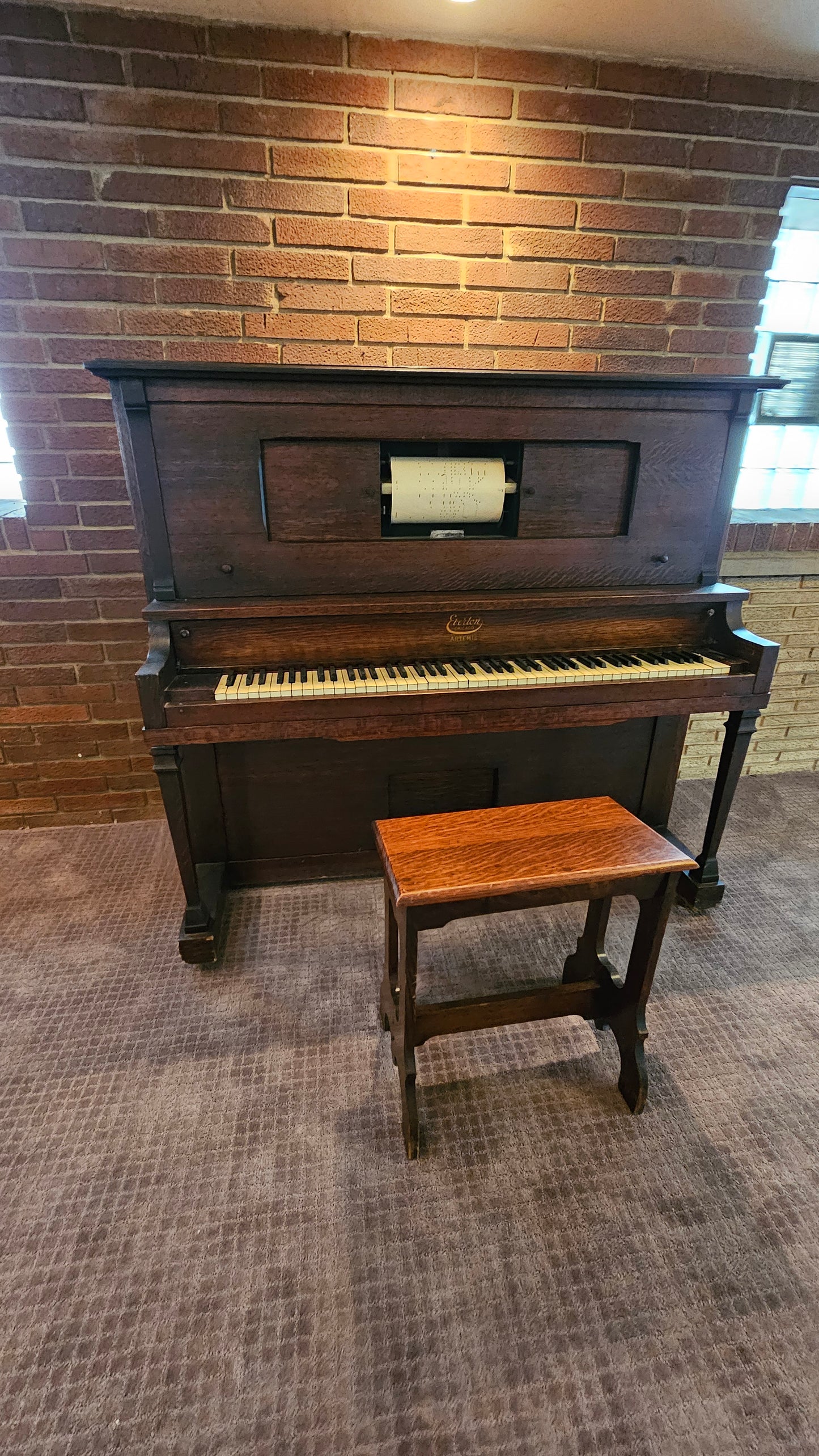 Everton “Artemis” Player Piano – Chicago-Made