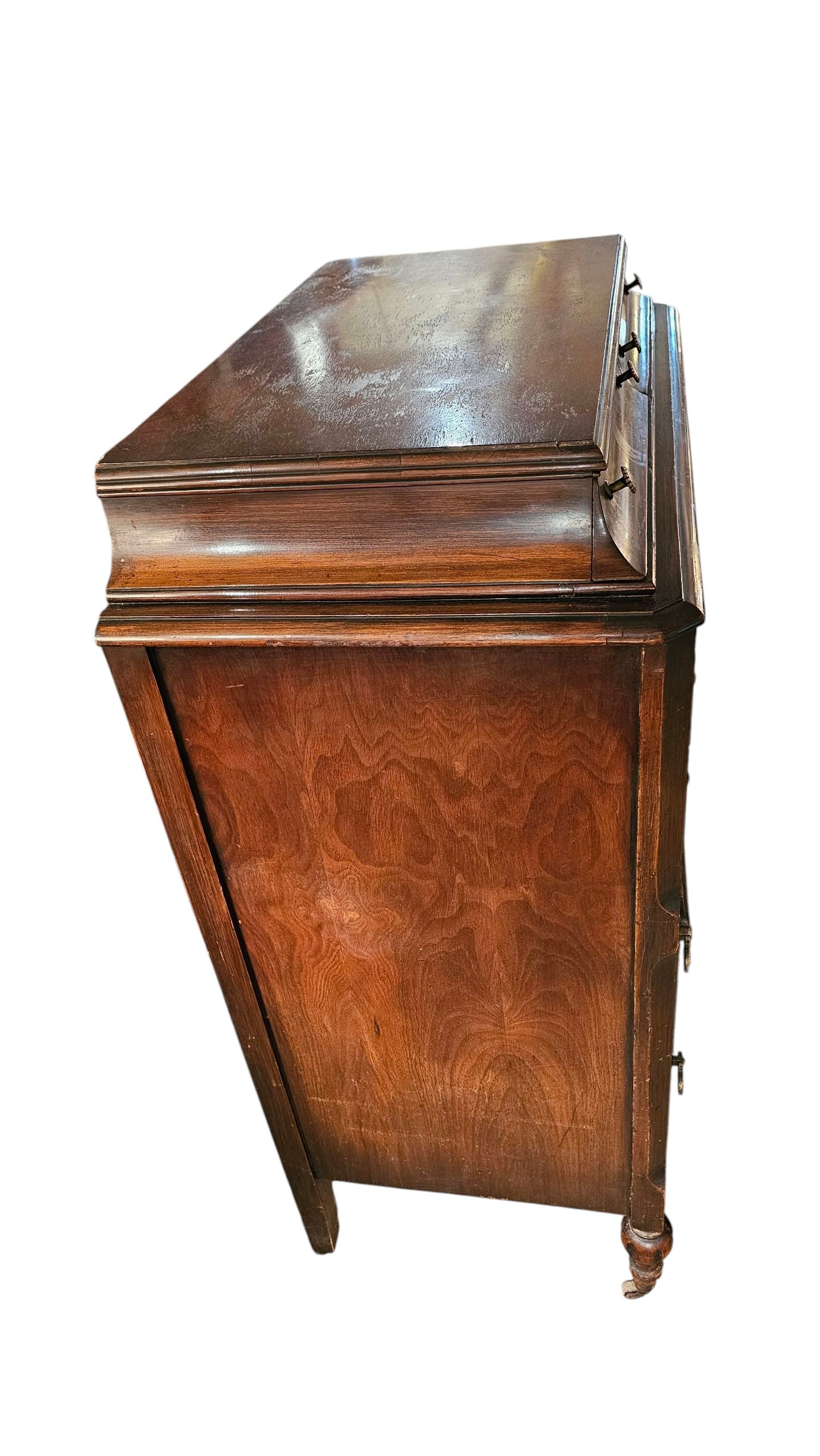 Serpentine Mahogany Dresser | Ornate Carved Detailing & Brass Hardware