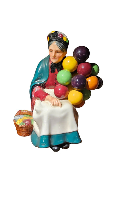 Royal Doulton ‘The Old Balloon Seller’ Figurine – Hand-Painted Collectible England