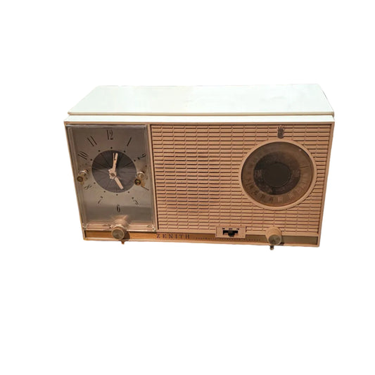 Zenith Automatic Frequency Control Clock Radio — Mid-Century AM/FM Tabletop Radio