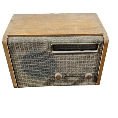 Detrola Wooden Tabletop Tube Radio