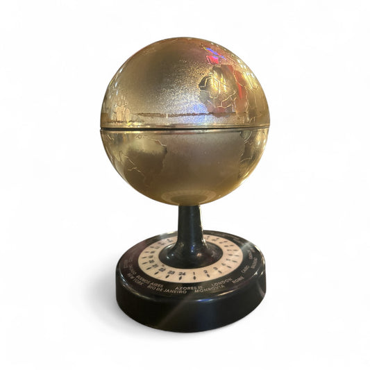 Illuminated World Globe Clock |