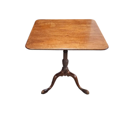 Mahogany Tilt-Top Table – Georgian Style Tripod Pedestal Accent Table