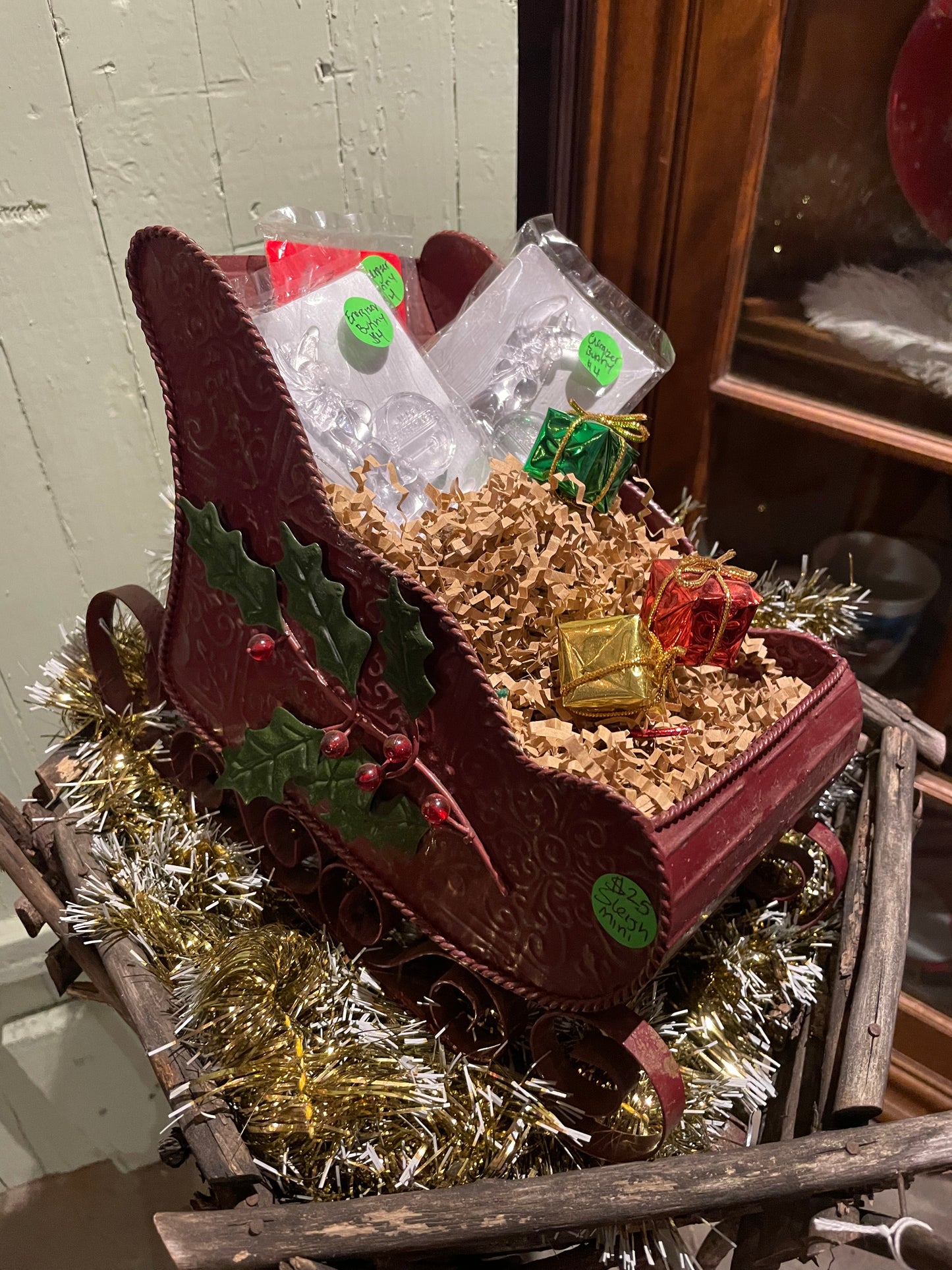 Small Metal Sleigh