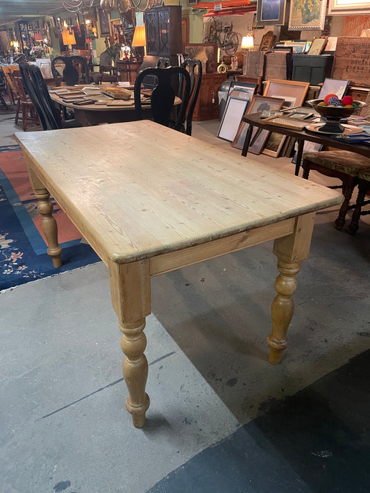 English Vintage Country Pine Table