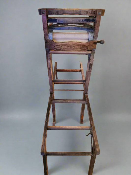 Horse Shoe Brand Hand-Cranked Wringer & Drying Rack – Early 20th Century Laundry Tool