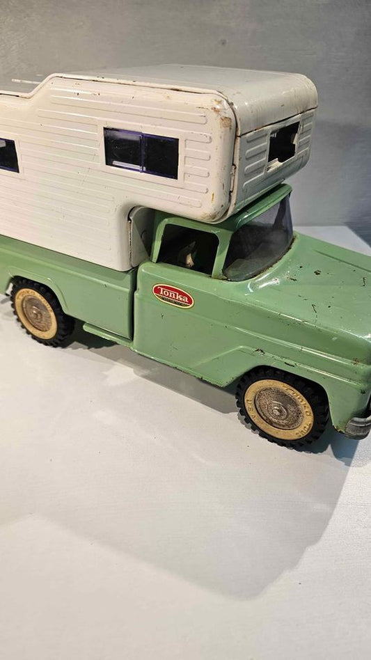 Toy Camper Pick Up Truck 1965 by Tonka