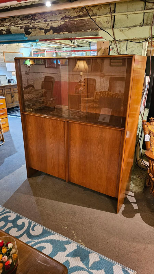 T.H. Robsjohn-Gibbings Widdicomb Cabinet