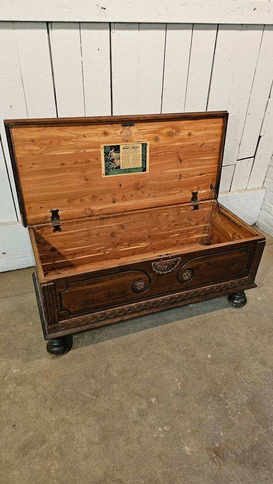 Roos Cedar Antique Chest with Key
