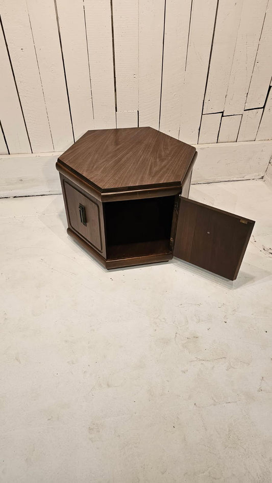 Vintage Octagon Pedastel End Table
