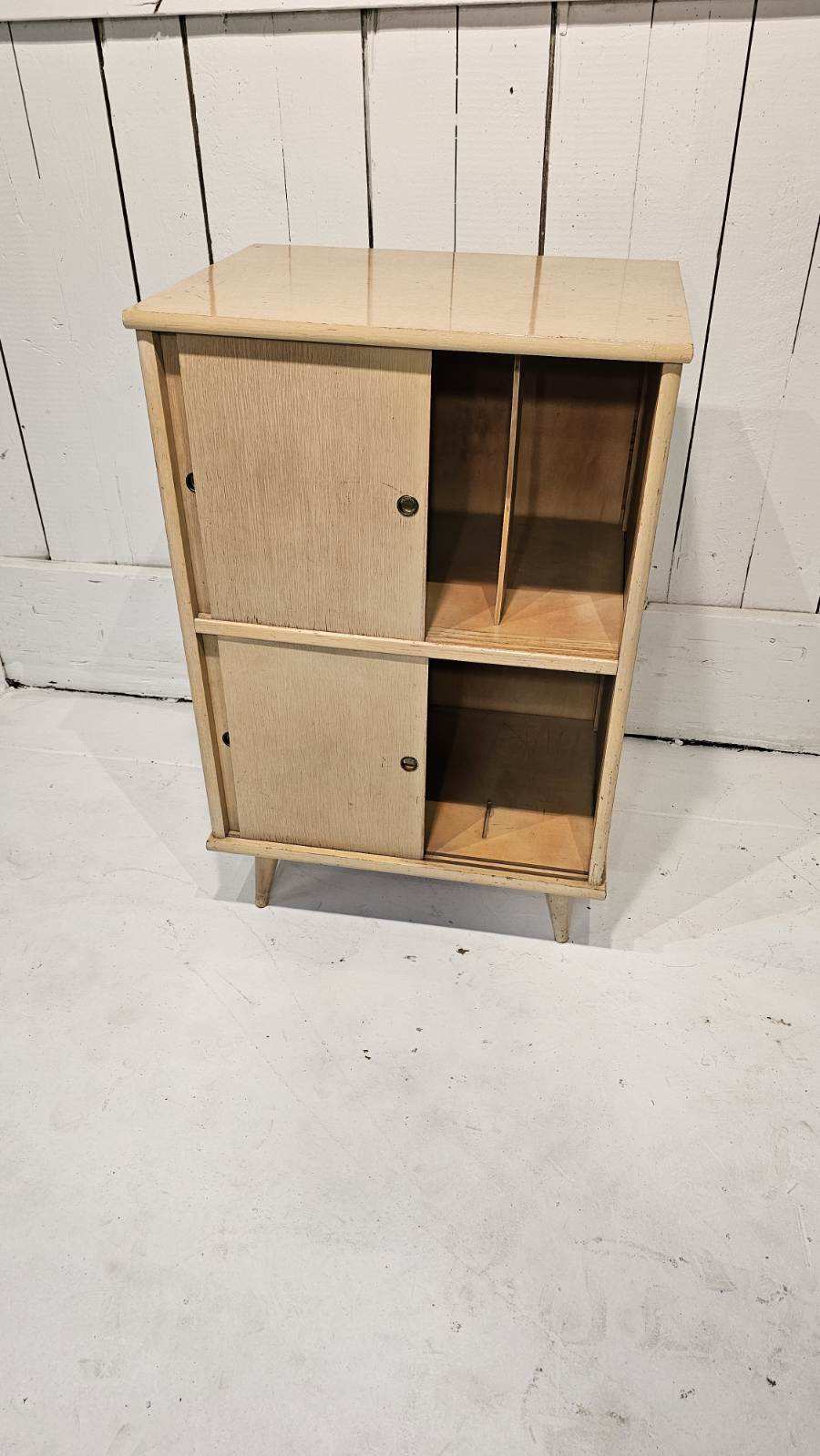 Midcentury Vinyl Storage