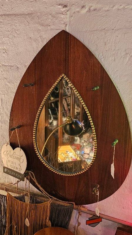 Tear Drop Vintage Mirror