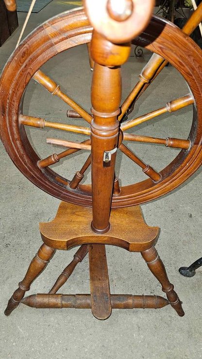 Spinning Wheel from the 1800s