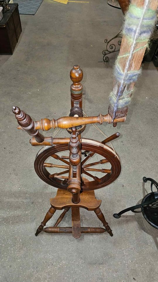 Spinning Wheel from the 1800s